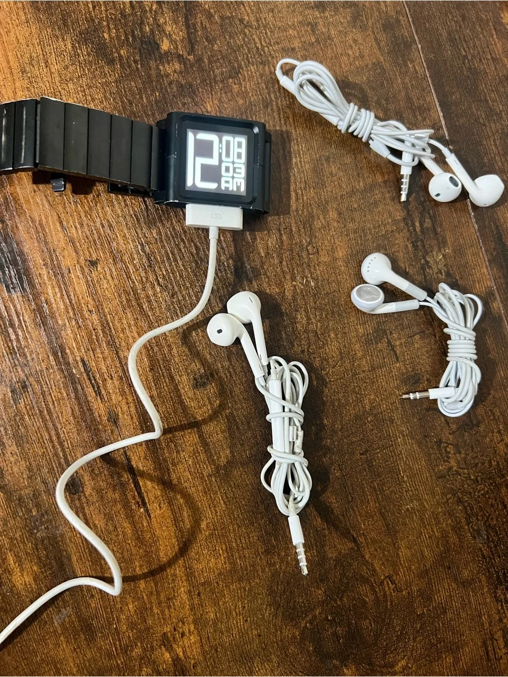 Apple Black iPod Nano with White Earbuds